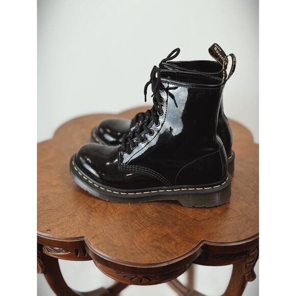 Dr. Martens Black Patent Leather Women's US 7 / EU 38 Combat Lace Up Boot #0007 - Picture 3 of 8